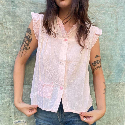 1950s pink cotton seersucker ruffle pajama top