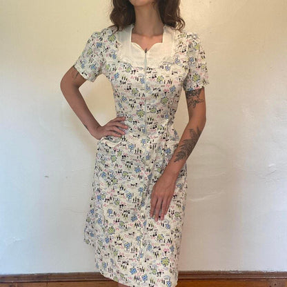 1940s cotton victorian themed novelty print with front talon zipper