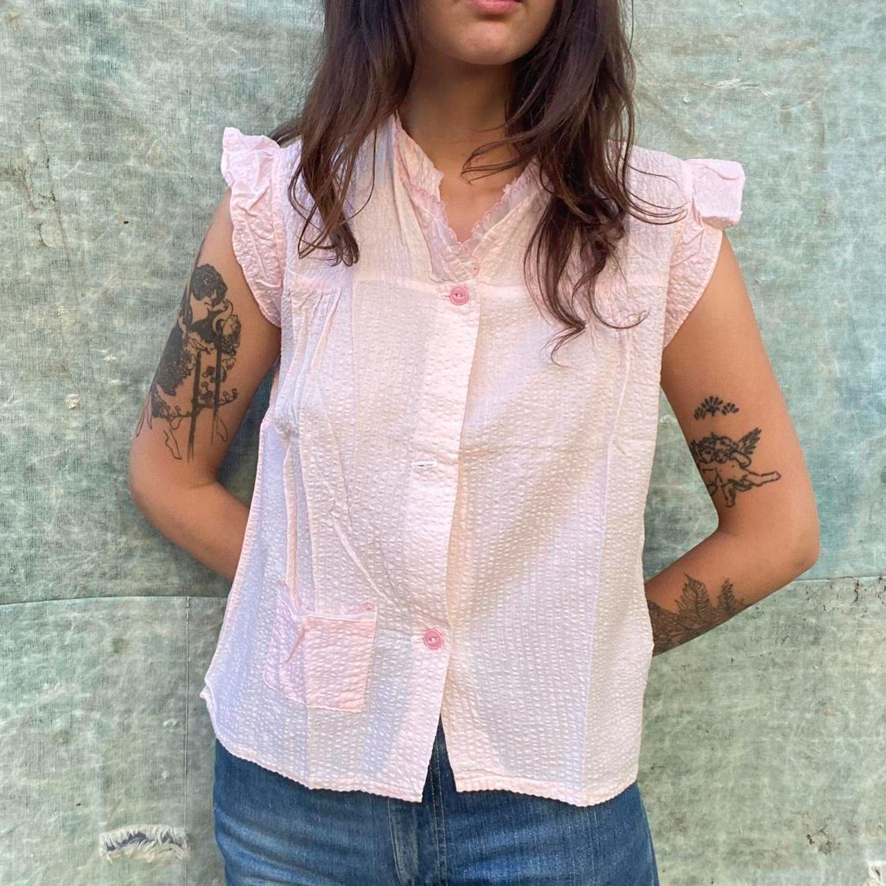 1950s pink cotton seersucker ruffle pajama top