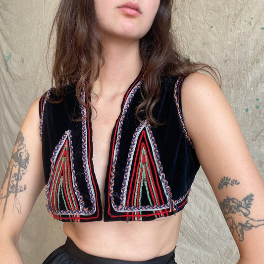 1940s Folk Embroidered Vest