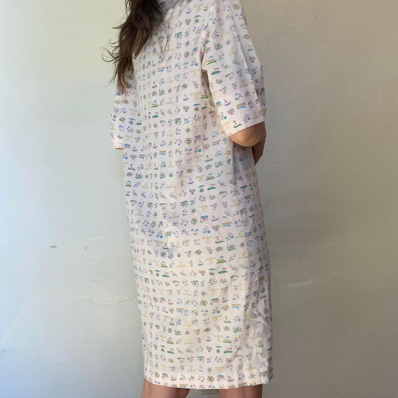 1960s vintage french novelty print "Les 4 Saisons" light pink cotton shift dress