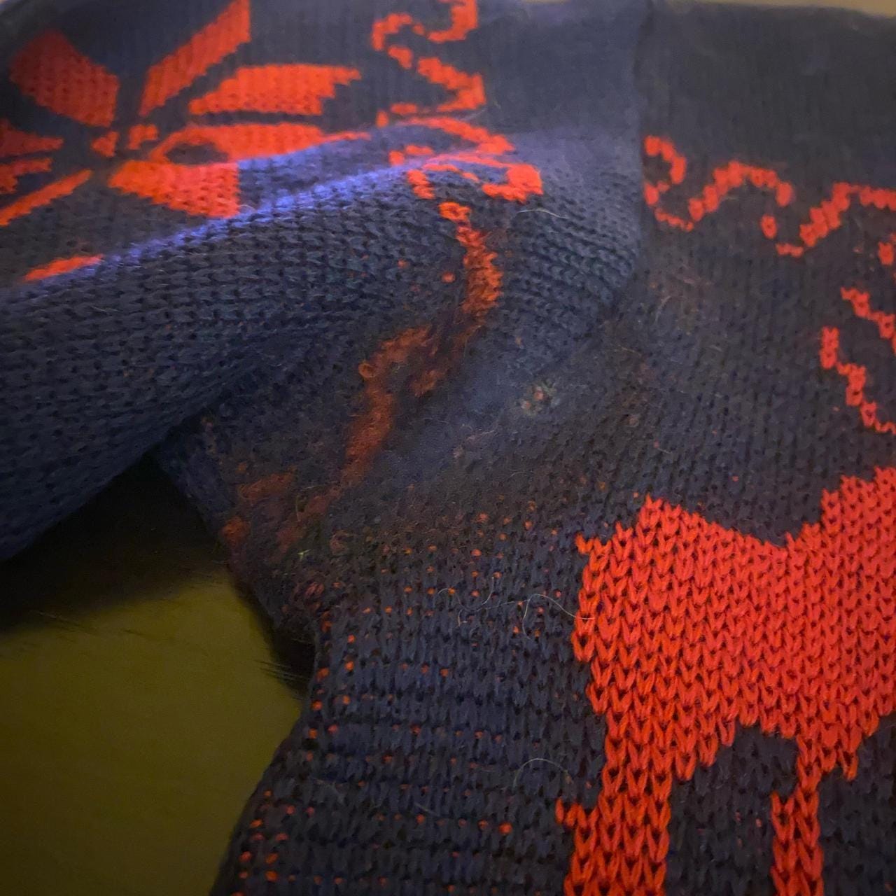 1950s vintage blue and red moose wool picture knit