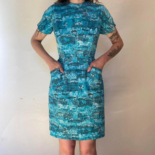 60s silk teal and turquoise city/buildings scene novelty print